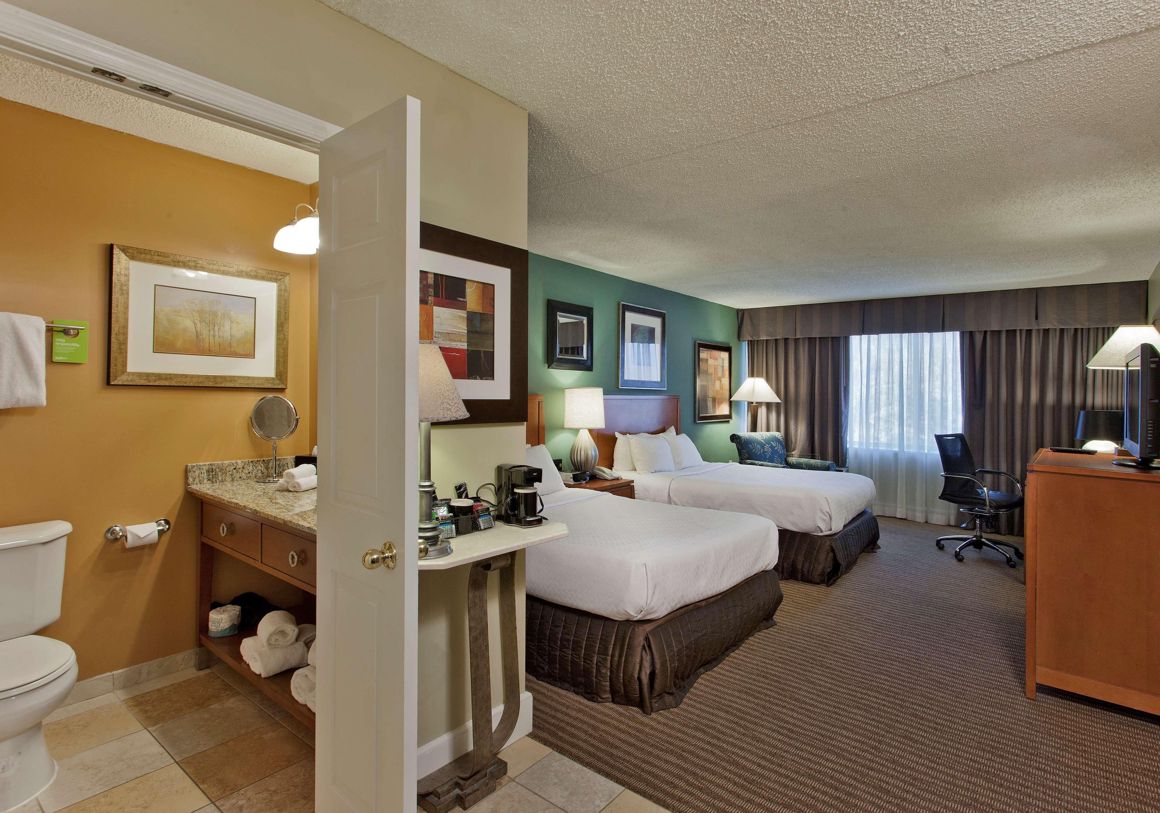 The Rockville Hotel, A Ramada By Wyndham Exterior photo