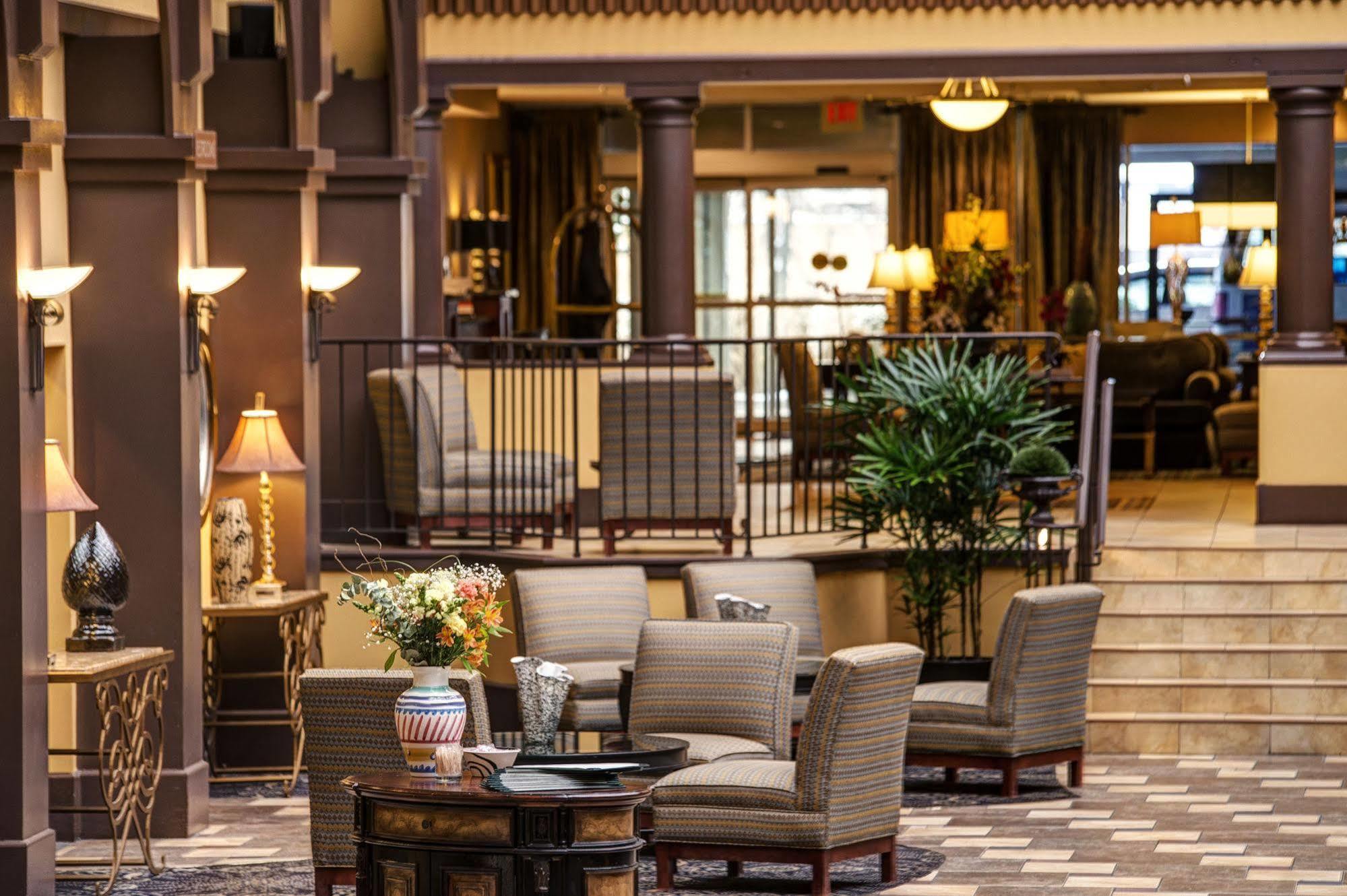 The Rockville Hotel, A Ramada By Wyndham Exterior photo
