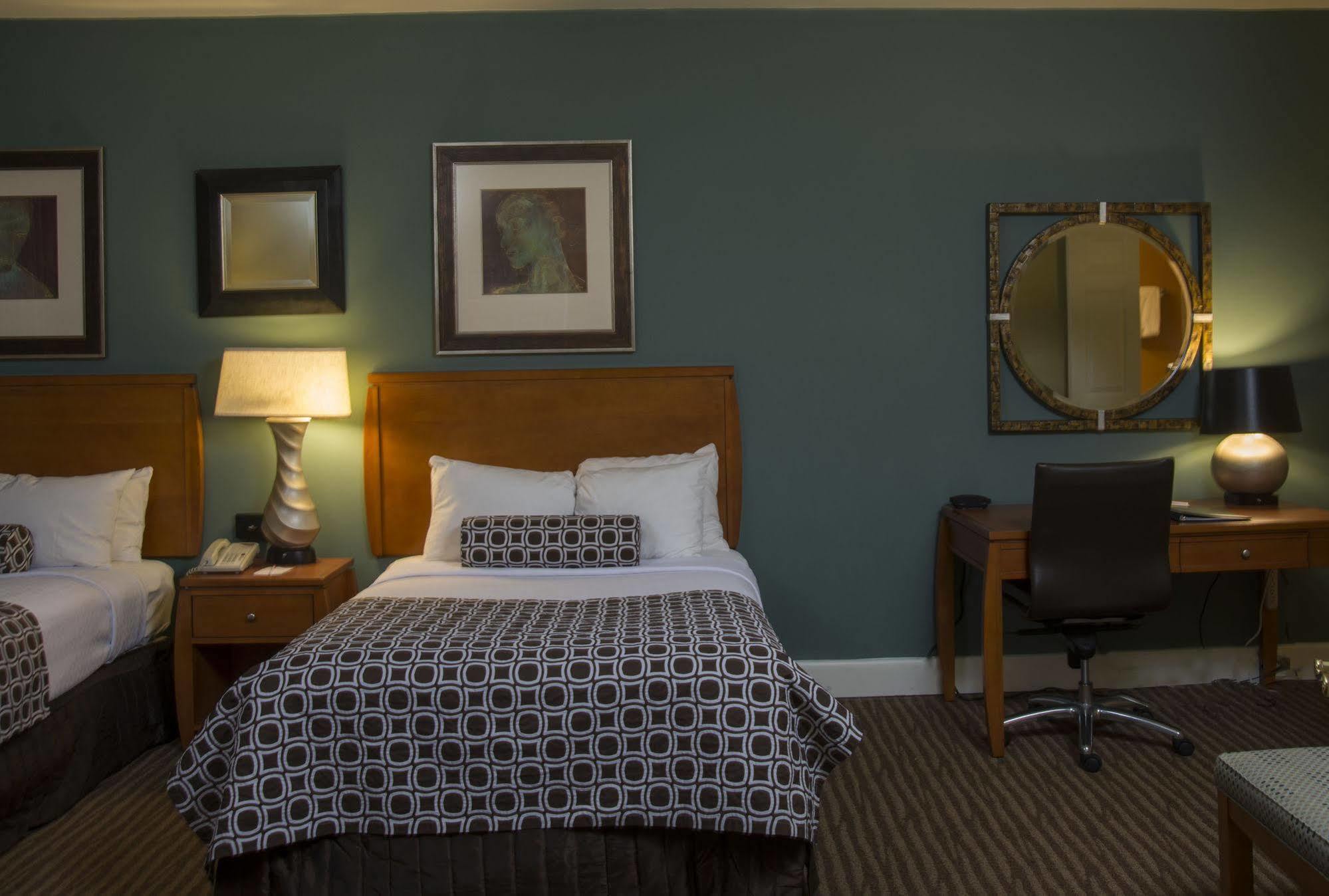 The Rockville Hotel, A Ramada By Wyndham Exterior photo