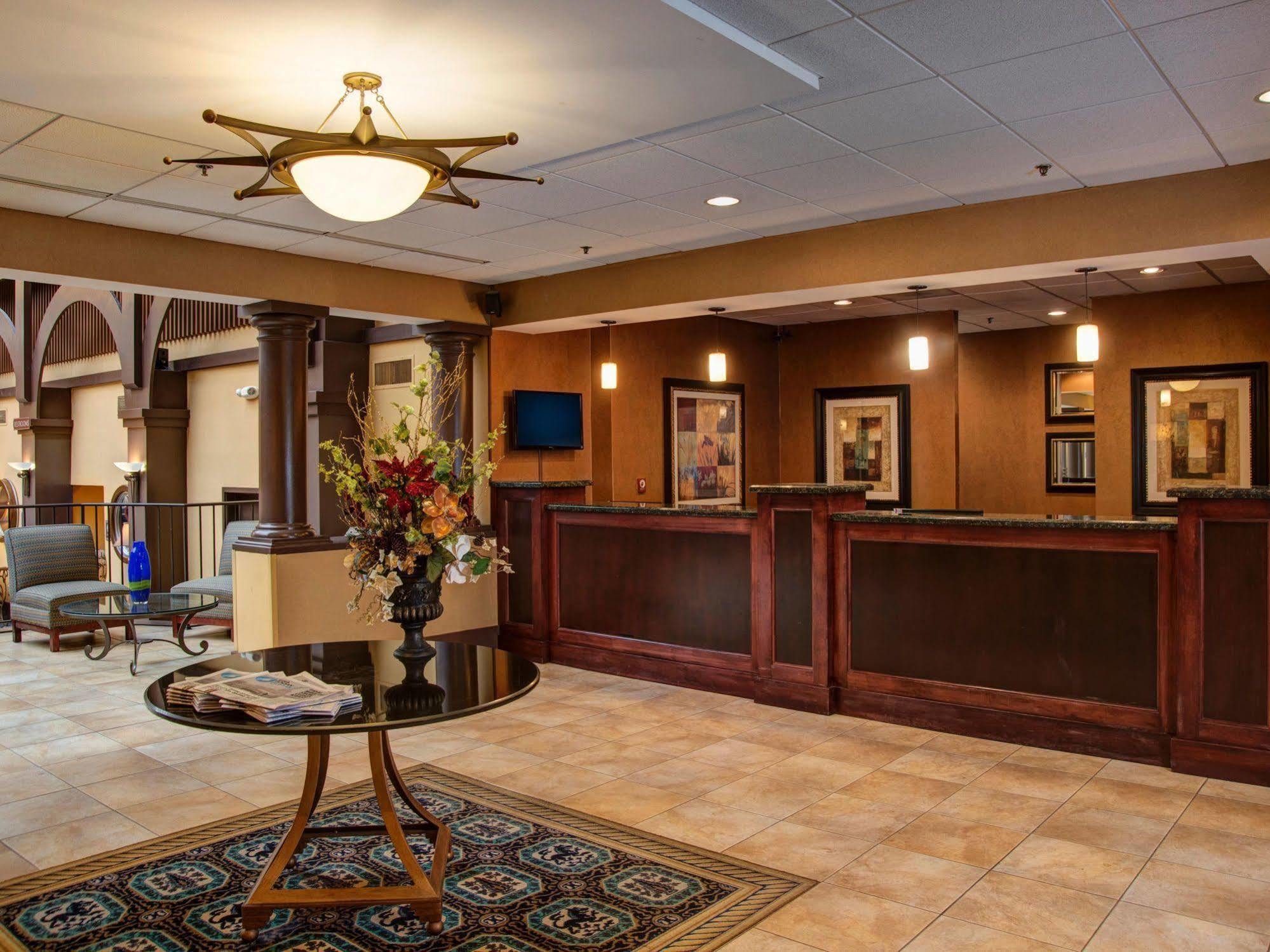The Rockville Hotel, A Ramada By Wyndham Exterior photo